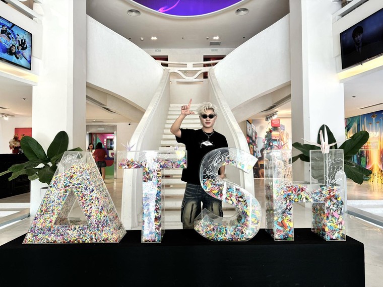 Triệu cánh hạc mang lời yêu thương của người hâm mộ sẽ tung bay rực rỡ tại concert Anh Trai "Say Hi" đêm thứ 5 ảnh 7