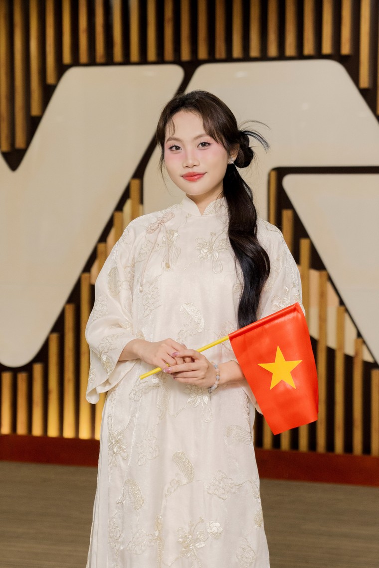 Giải thưởng Gương mặt trẻ triển vọng 2024 vinh danh Phương Mỹ Chi vì những đóng góp cho văn hóa nghệ thuật ảnh 3