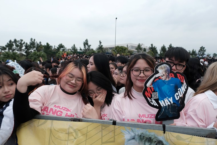 FPTU Camp 2025: Ngày hội tuổi trẻ rực rỡ của gần 15.000 học sinh – Trải nghiệm hôm nay, vươn tới ngày mai ảnh 15