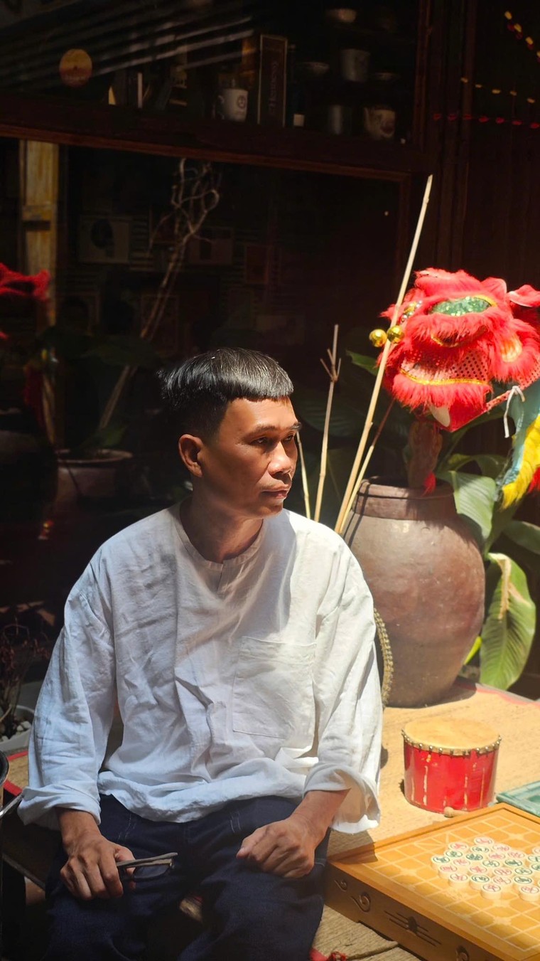 Trò chuyện với nhà thiết kế Lê Thanh Danh: Thấy quê nhà trên mỗi tấm áo dài ảnh 2