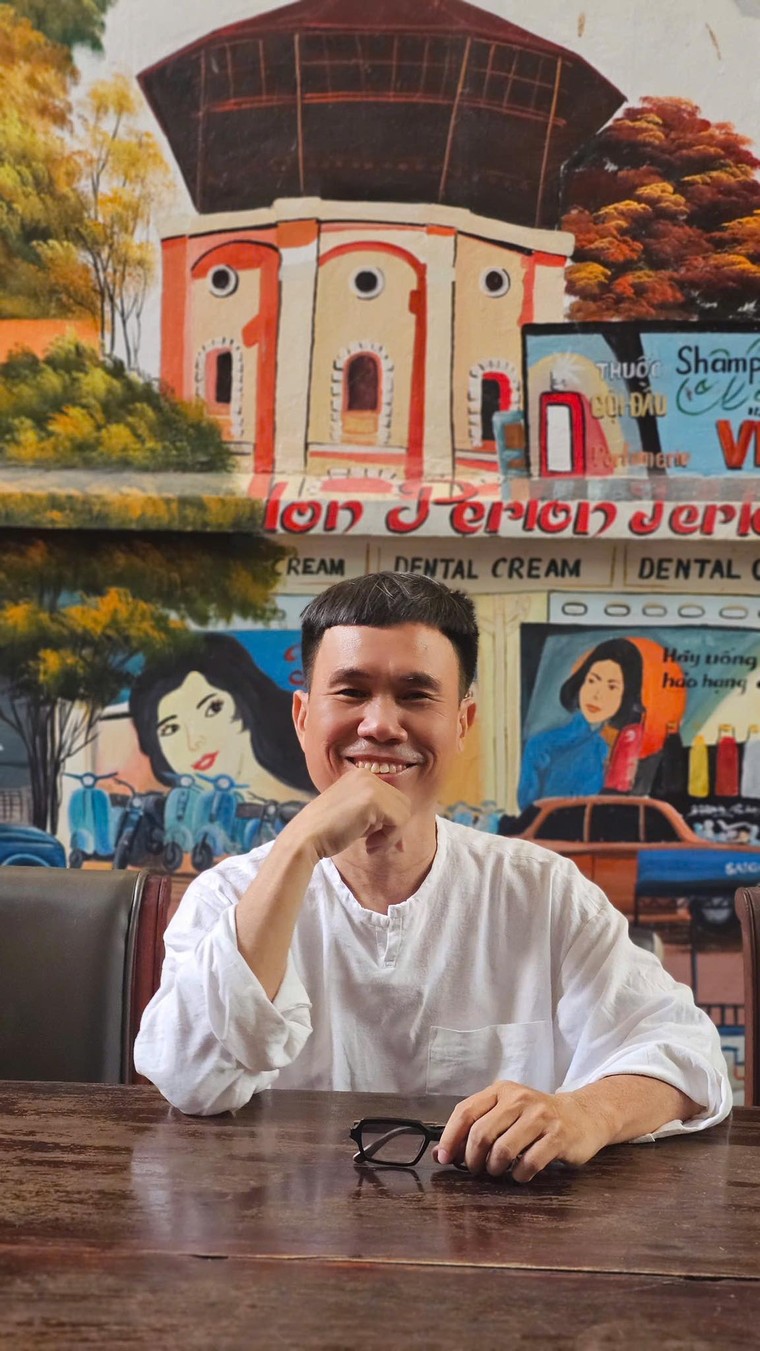 Trò chuyện với nhà thiết kế Lê Thanh Danh: Thấy quê nhà trên mỗi tấm áo dài ảnh 1