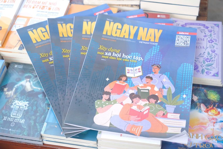 Sinh viên Báo chí gìn giữ văn hóa đọc qua hội sách “Thư Đình” ảnh 4