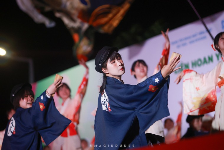 Sắc màu rực rỡ tại Liên hoan Yosakoi Việt Nam 2025 ảnh 14