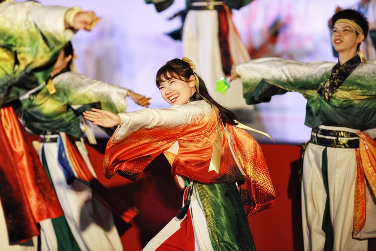 Sắc màu rực rỡ tại Liên hoan Yosakoi Việt Nam 2025 ảnh 3