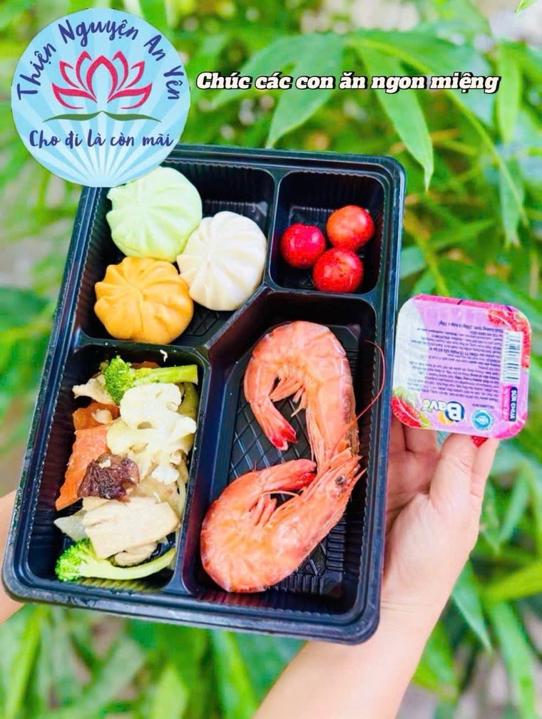 Ca sĩ Phạm Anh Duy và FC Oil lan tỏa yêu thương qua dự án “Nụ cười ở lại” ảnh 4