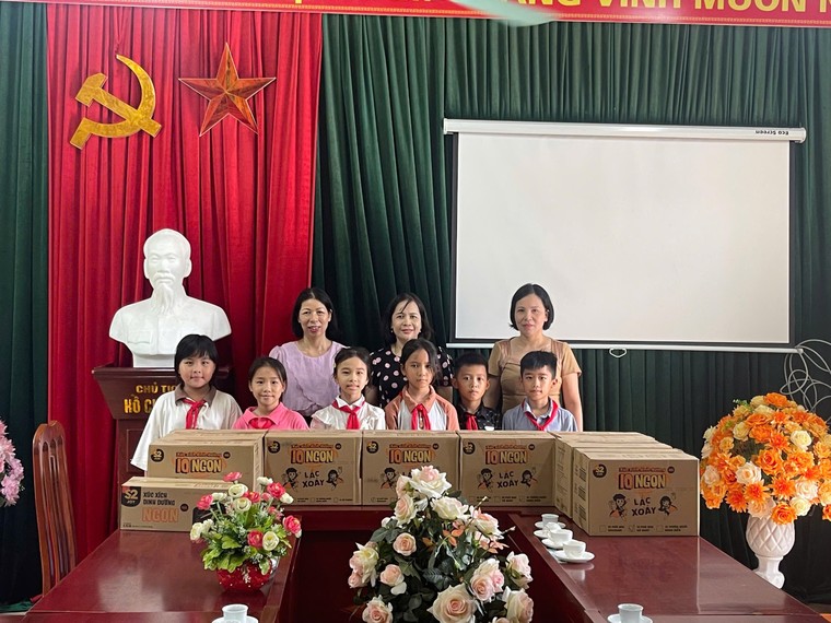 Hơn 1000 tác phẩm hội họa từ 17 quốc gia: trẻ em Việt khắp thế giới vẽ về Việt Nam bằng cả trái tim ảnh 4