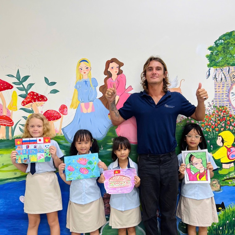 Hơn 1000 tác phẩm hội họa từ 17 quốc gia: trẻ em Việt khắp thế giới vẽ về Việt Nam bằng cả trái tim ảnh 2