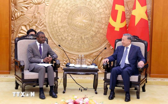 Tổng Bí thư Tô Lâm tiếp Giám đốc Trung tâm Di sản Thế giới của UNESCO ảnh 1