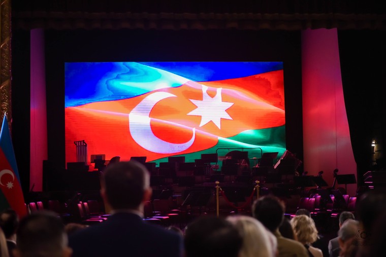 Hòa nhạc thắt chặt tình hữu nghị Việt Nam – Azerbaijan ảnh 5