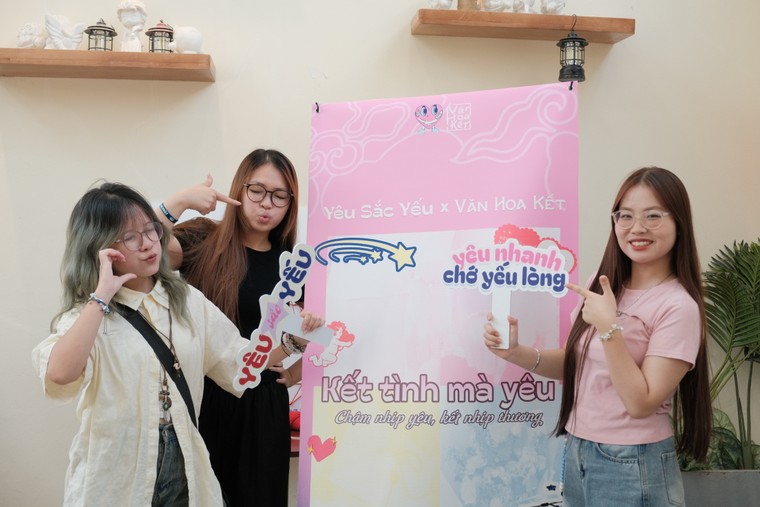 “Yêu Sắc Yếu” - Dự án khắc họa tình yêu GenZ đầy màu sắc ảnh 4