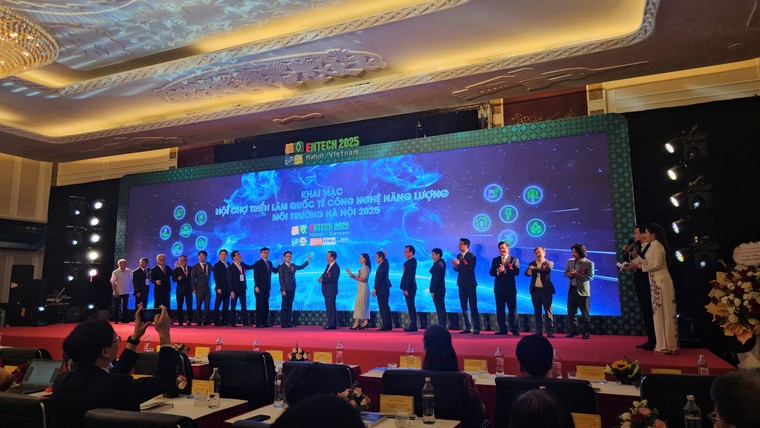 Lễ Khai Mạc Hội Chợ ENTECH Hanoi 2025: Bước Tiến Chuyển Đổi Xanh ảnh 6