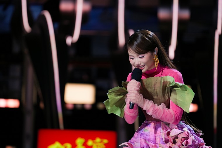 Đem “Chuyện người con gái Nam Xương” lên sân khấu quốc tế, Phương Mỹ Chi có chiến thắng thứ hai tại Sing! Asia 2025 ảnh 2