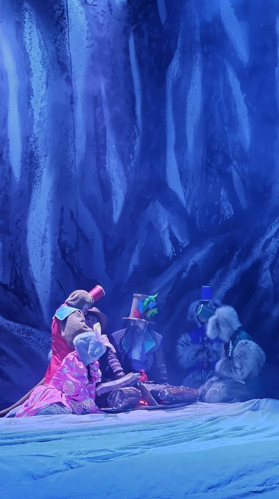 Buổi diễn cuối cùng của nhạc kịch "Không gia đình" lay động trái tim khán giả tại Nhà hát Tuổi trẻ ảnh 7