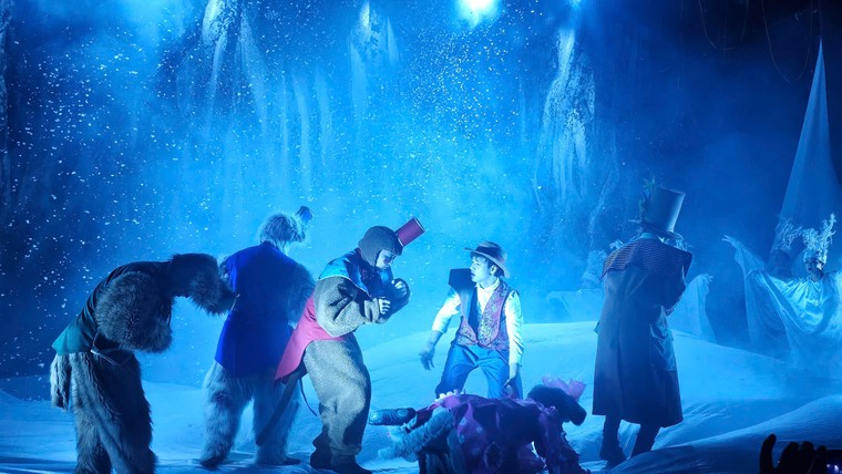 Buổi diễn cuối cùng của nhạc kịch "Không gia đình" lay động trái tim khán giả tại Nhà hát Tuổi trẻ ảnh 10