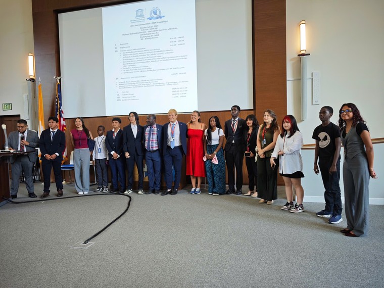 Việt Nam ghi dấu ấn văn hóa tại Trại hè IMUN 2025 của Trung tâm UNESCO Vì Hòa bình tại Washington ảnh 10