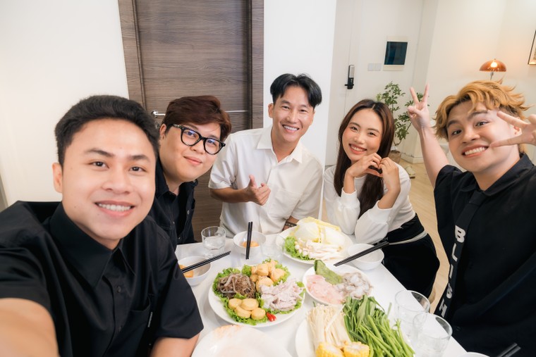 Giành được Top 3 cuộc thi Sing!Asia, DTAP và Phương Mỹ Chi hoàn thành sứ mệnh lan toả văn hoá Việt ra Thế giới ảnh 5