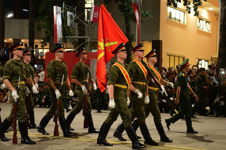 Chùm ảnh: Hà Nội sơ duyệt cấp Nhà nước kỷ niệm 80 năm Cách Mạng tháng Tám và Quốc Khánh 2/9 ảnh 7