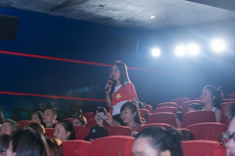 Ra mắt MV "Viết tiếp câu chuyện hòa bình" của Nguyễn Văn Chung và Tùng Dương ảnh 10