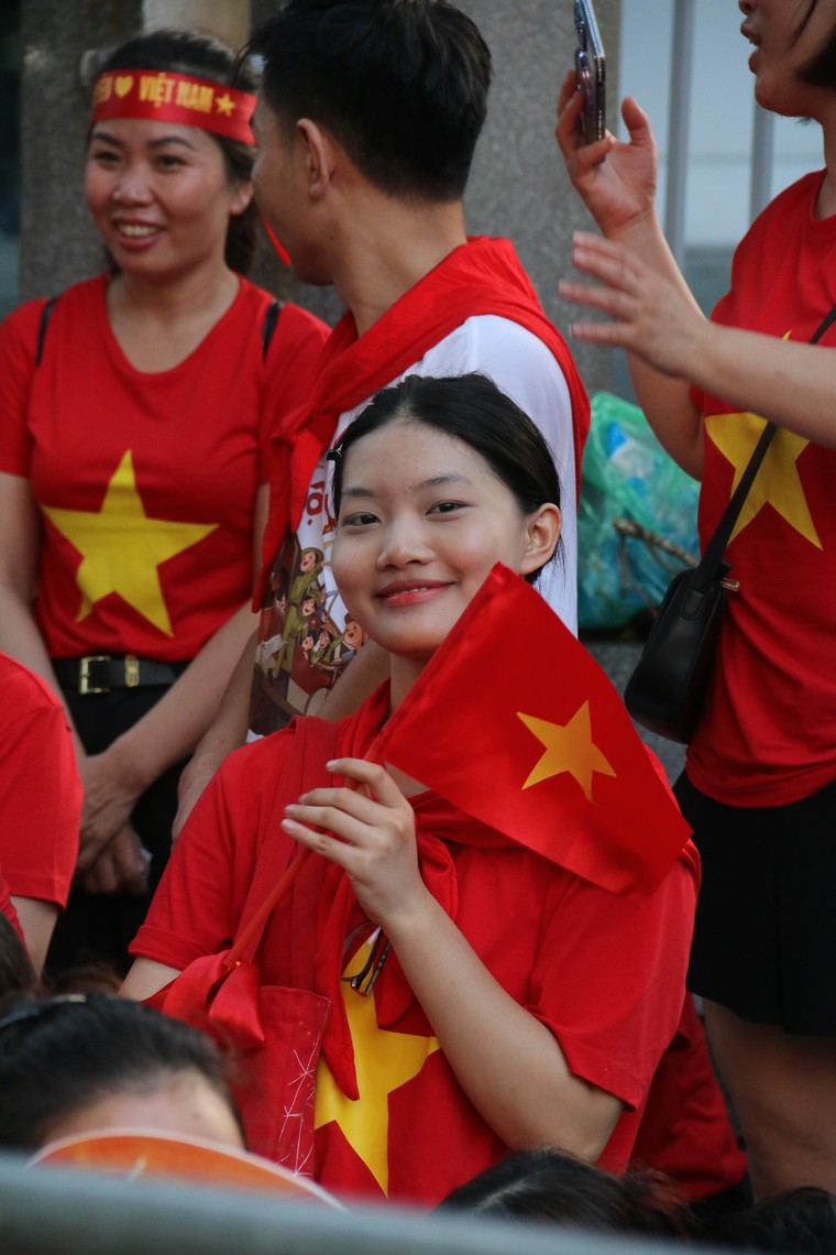 Trải nghiệm ngày Quốc Khánh 2/9 trên đường phố Hà Nội ảnh 4