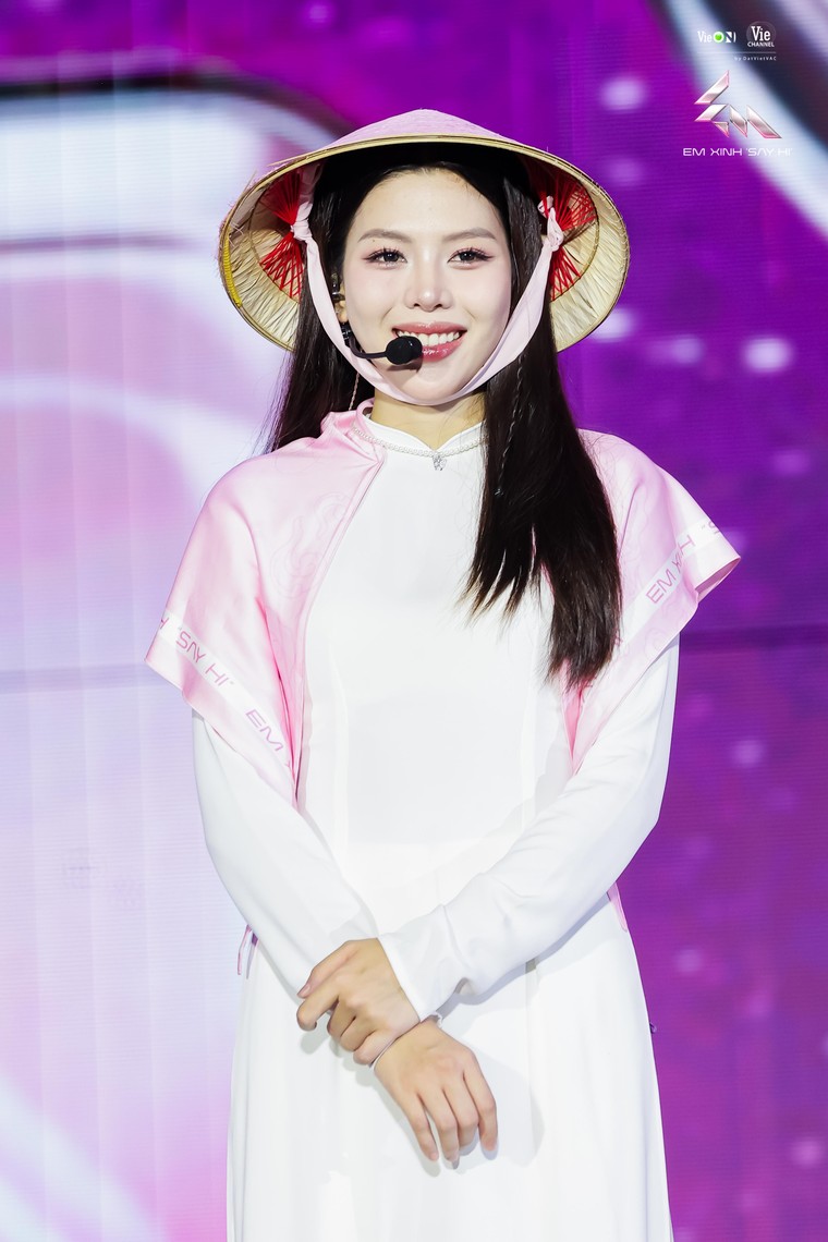 Em Xinh “Say Hi" Concert đêm 2 chính thức được công bố, khán giả Thủ đô chuẩn bị sẵn sàng đón 30 Em Xinh vào ngày 11/10 ảnh 5