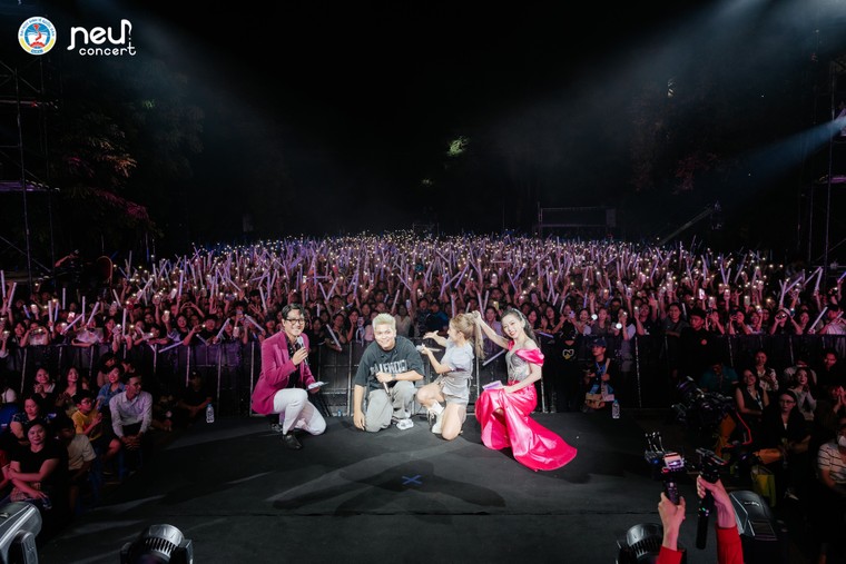 NEU concert: Khi thanh xuân bắt đầu từ những giai điệu ảnh 2