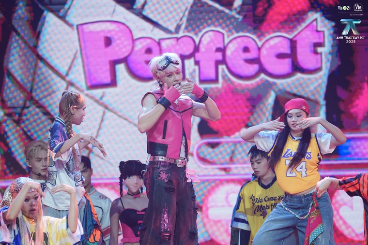 Tập 4 Anh Trai "Say Hi" 2025: Bốn màu sắc âm nhạc đối lập từ Ballad cổ tích, Funk Epic, Y2K ảnh 4