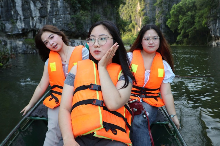 Tam Cốc - Bích Động: Vẻ đẹp sinh thái giữa miền “tiên cảnh” ảnh 2