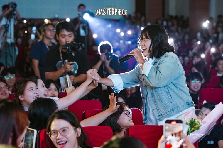 Đắm chìm trong không gian âm nhạc nghệ thuật tại đêm Đại Nhạc hội Nhật Ký 20 - 2025: Masterpiece ảnh 4