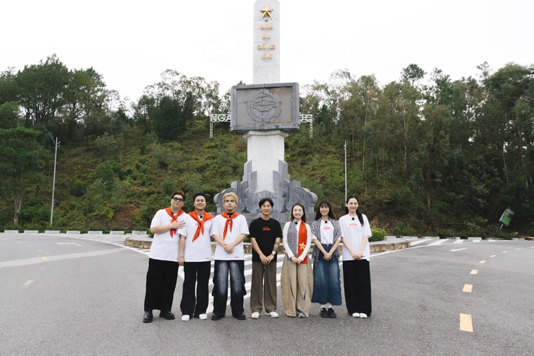 "Hành trình Tự hào Việt Nam" của DTAP được Trung ương Đoàn TNCS Hồ Chí Minh trao Bằng khen ảnh 11