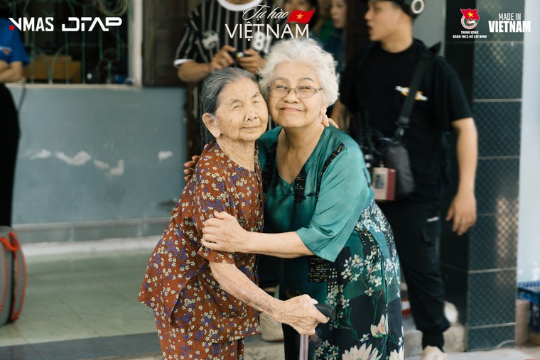 "Hành trình Tự hào Việt Nam" của DTAP được Trung ương Đoàn TNCS Hồ Chí Minh trao Bằng khen ảnh 8