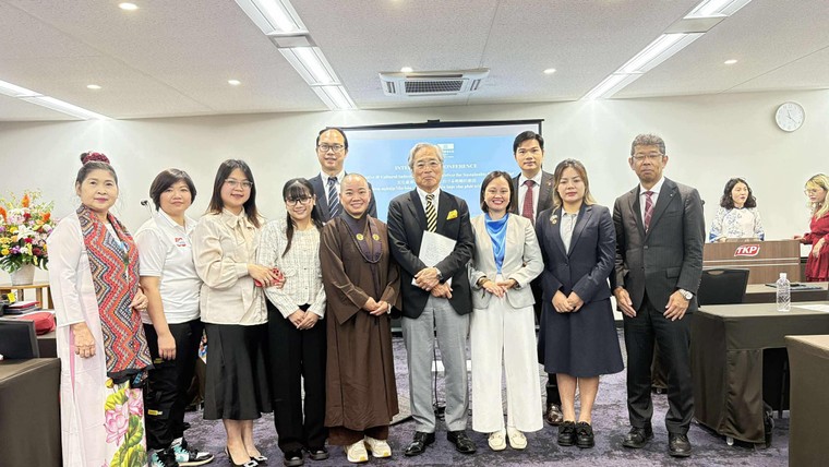 UNESCO và hành trình lan tỏa lòng nhân ái: Từ chương trình “Món quà yêu thương” đến phát triển bền vững ảnh 9