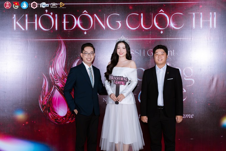 Khởi động cuộc thi Tài Sắc Nhân văn: “USSH Gralent” và Talkshow “Shine or Stay” ảnh 3