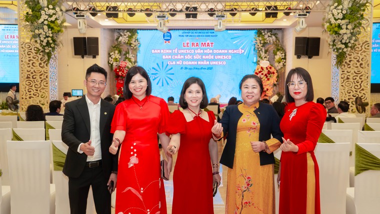 Ra mắt Ban Kinh tế, Ban Chăm sóc Sức khỏe và Câu lạc bộ Nữ Doanh nhân UNESCO: Hình thành hệ sinh thái Kinh tế Nhân văn hướng đến phát triển bền vững ảnh 4