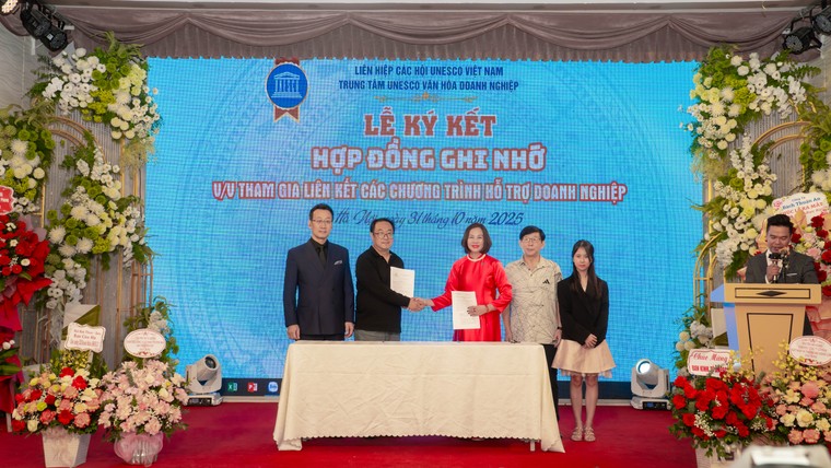 Ra mắt Ban Kinh tế, Ban Chăm sóc Sức khỏe và Câu lạc bộ Nữ Doanh nhân UNESCO: Hình thành hệ sinh thái Kinh tế Nhân văn hướng đến phát triển bền vững ảnh 8