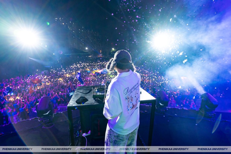 Sync City và đêm hội thanh xuân: Đại học Phenikaa thắp sáng hành trình K19 ảnh 9