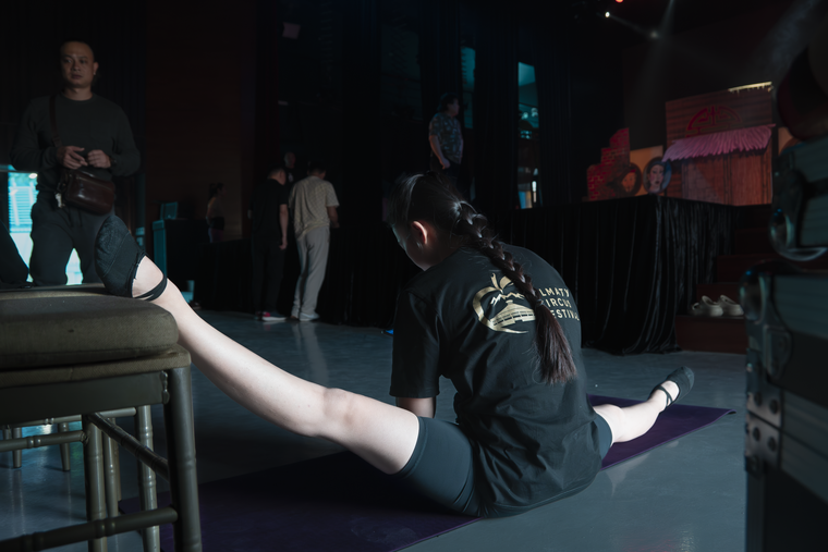 Ấn tượng bộ ảnh về bộ đôi nghệ sĩ Xiếc Thu Hương - Thanh Tuấn ảnh 2