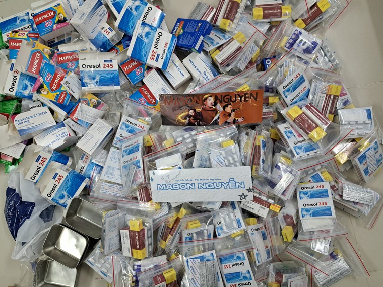 100 túi thuốc mini từ fan Mason Nguyễn gửi về miền Trung: Lan tỏa điều tử tế từ tình yêu thần tượng ảnh 4