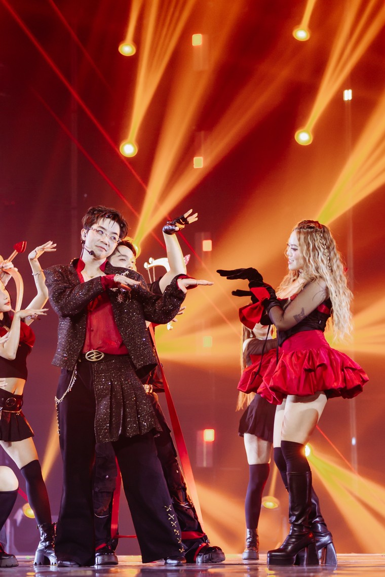 Anh Trai “Say Hi” 2025 Tập 12: Chung kết 1 khai màn với 9 tiết mục solo đầy cảm xúc ảnh 4