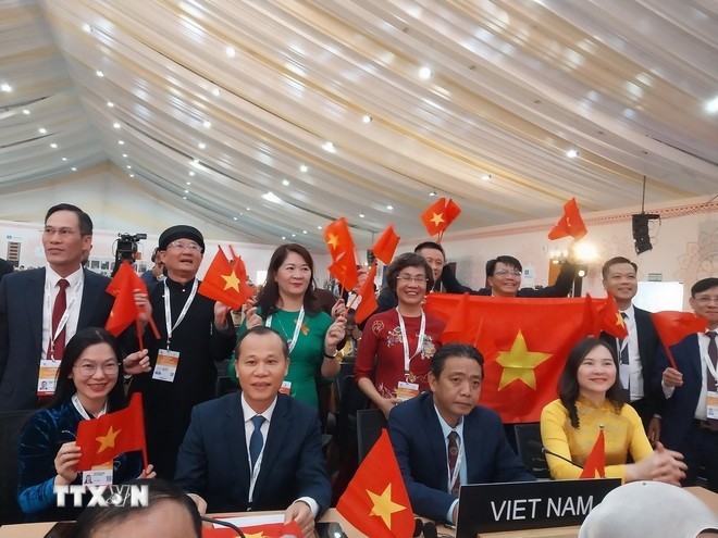 Tranh Đông Hồ được UNESCO ghi danh Di sản cần bảo vệ khẩn cấp: Cơ hội nào từ những hợp tác chiến lược? ảnh 1