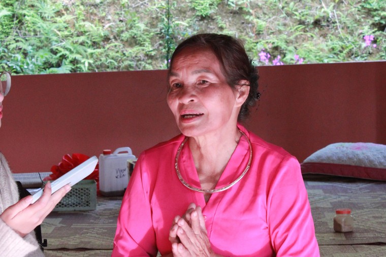 Nhà sàn Mường “bê tông hoá”: Sự thích nghi hay đánh đổi? ảnh 1