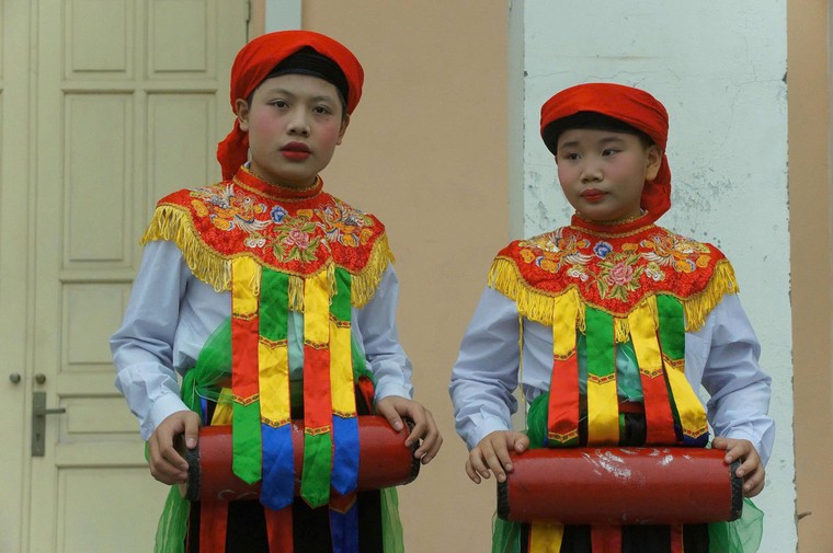 “Giáp lưng" đánh bồng ảnh 1