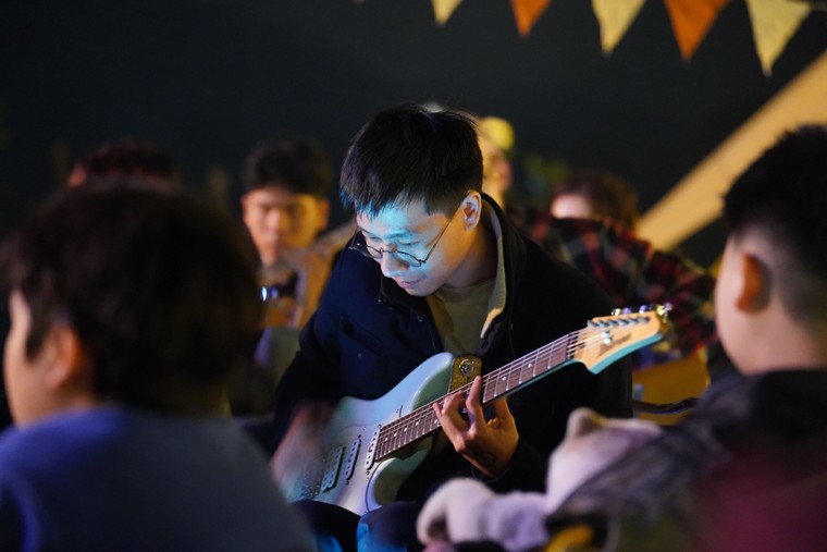 Vệt hương âm nhạc giữa thiên nhiên Hoà Bình: Khi các nghệ sĩ trẻ cùng tìm về bản ngã sáng tạo ảnh 5