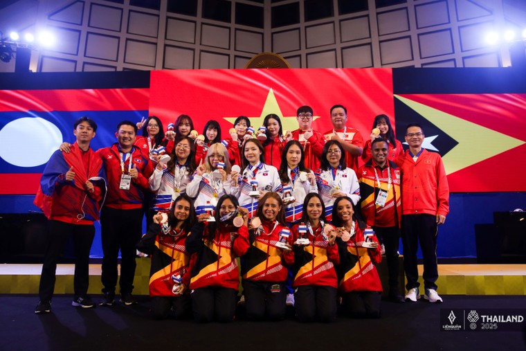 Những nữ chiến binh vàng SEA games 33: Hành trình lịch sử và lời chúc Tết ấm áp từ Esports nữ Việt Nam ảnh 2