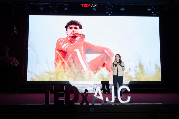 Nhìn lại sân khấu truyền cảm hứng trong sự kiện TEDxAJC 2026 ảnh 4