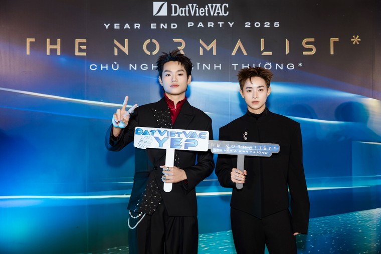 Showbiz Việt Nam cùng “date” trong đêm tiệc cuối năm của DatVietVAC ảnh 2