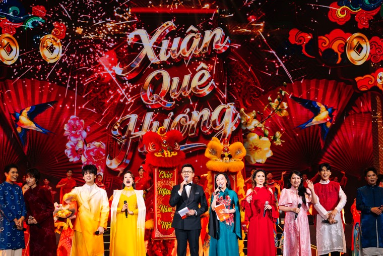 Tổng đạo diễn Xuân quê hương 2026 Hoàng Công Cường hạnh phúc khi chạm vào nỗi nhớ quê hương của hàng ngàn kiều bào ảnh 12