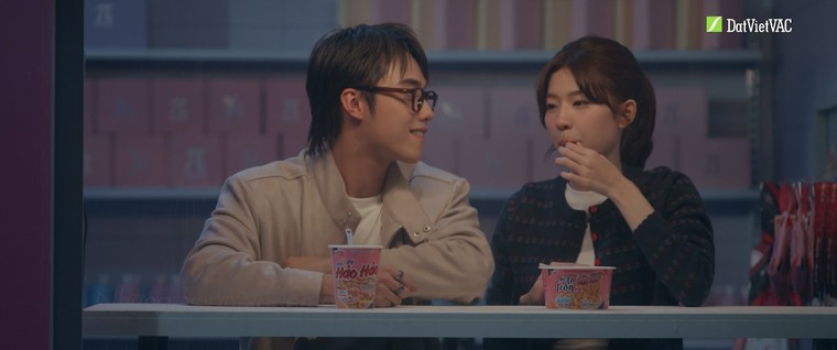 Anh Trai RHYDER - Anh Trai Dương Domic song tấu piano, Anh Trai CONGB cười rạng rỡ giữa màn hoa giấy: Sóng 26 “nhá hàng” những sân khấu đặc biệt ảnh 1