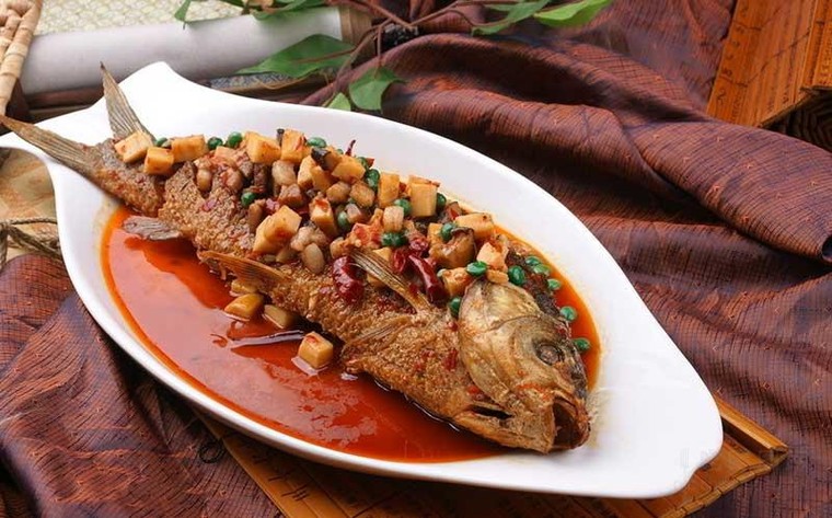 Những món ăn may mắn của người châu Á: Cẩm nang trải nghiệm trọn vẹn vị Tết từ Booking.com ảnh 1