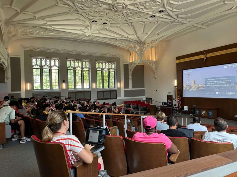 Trại hè IMUN - STEAM 2026 tại Hoa Kỳ và hành trình bước vào không gian lãnh đạo toàn cầu ảnh 3