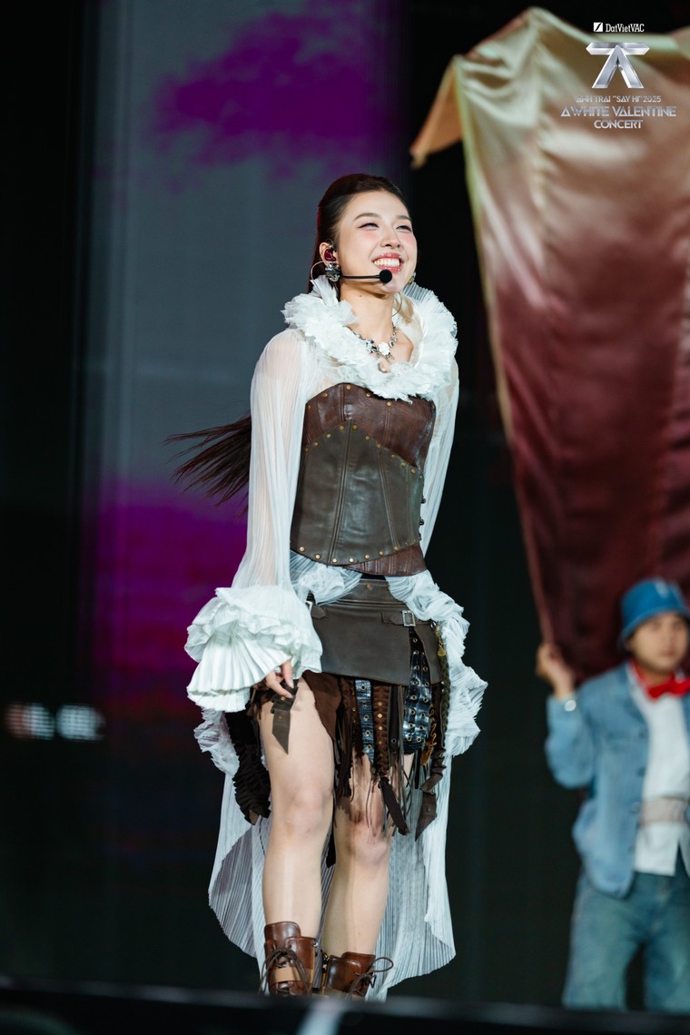 Đêm Valentine trắng của “Anh Trai Say Hi” 2025 ảnh 3